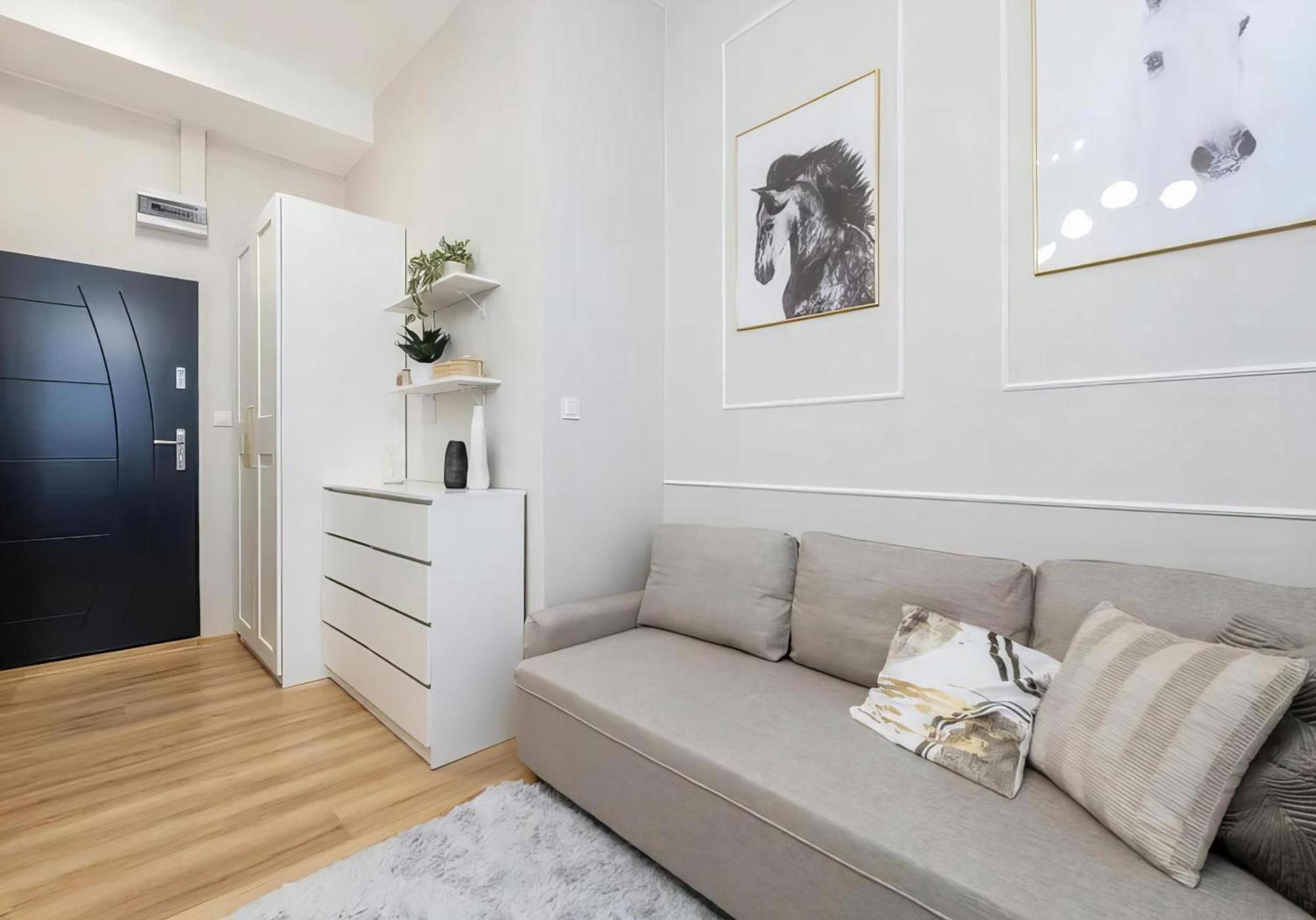 Q2 Leilighet Warszawa